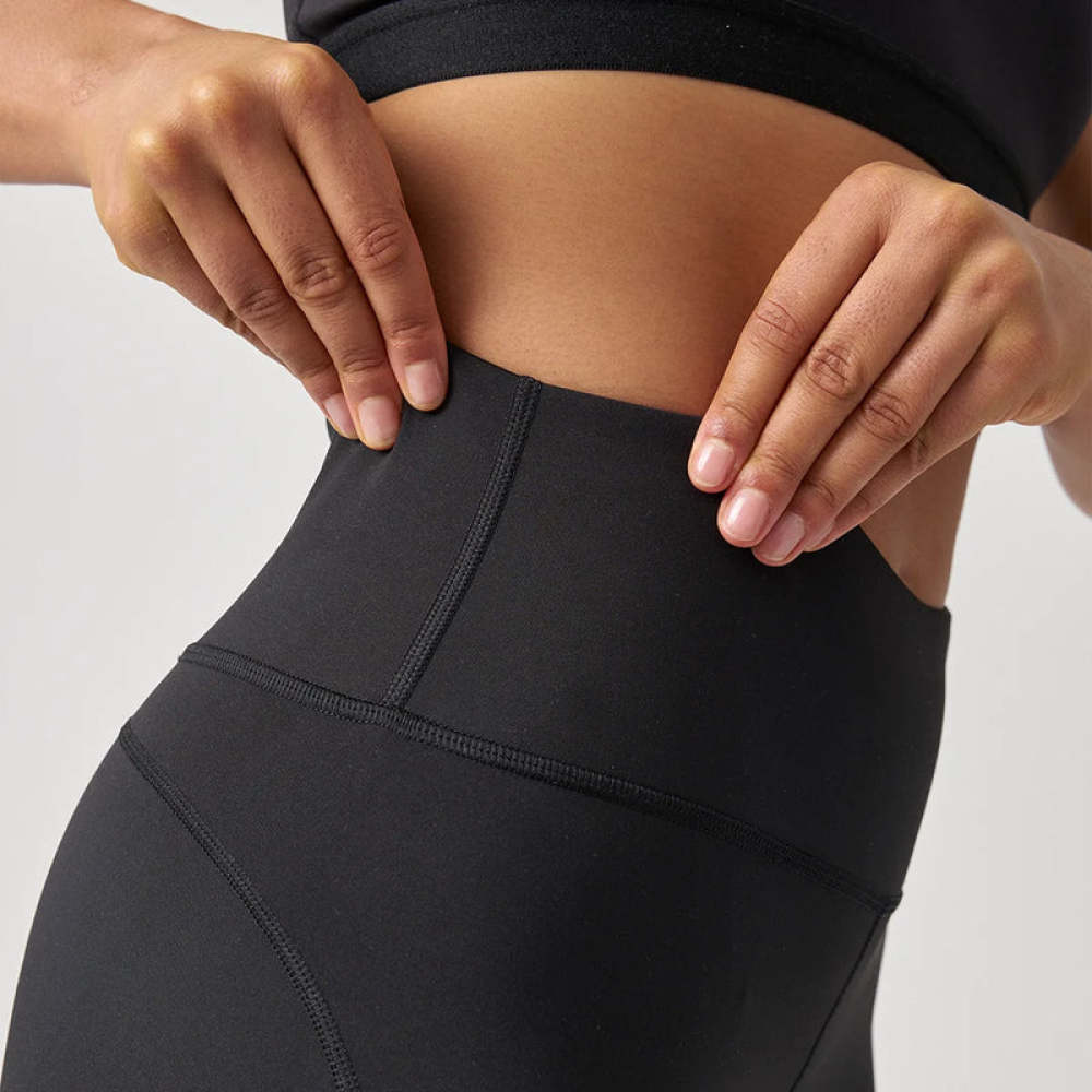 Capri Leggings aus recyceltem Polyester Dunkelgrau