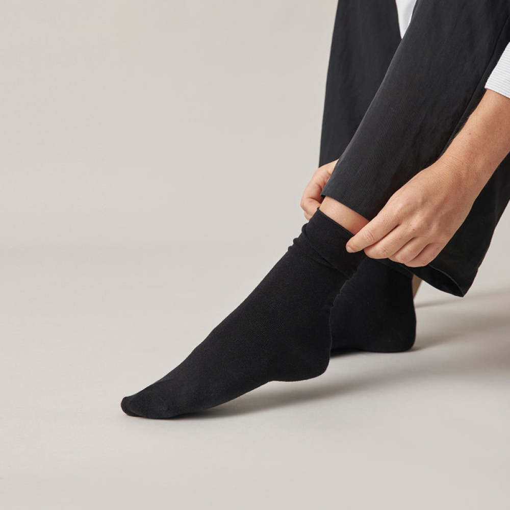 Klassische Damen Socken aus Bio-Baumwolle Schwarz