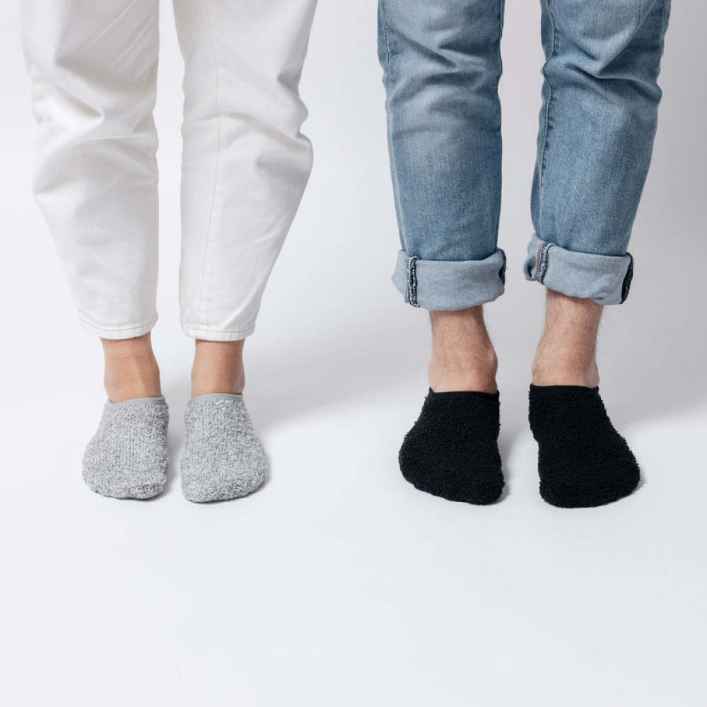 Fluffy Füßlinge für Herren & Damen Schwarz