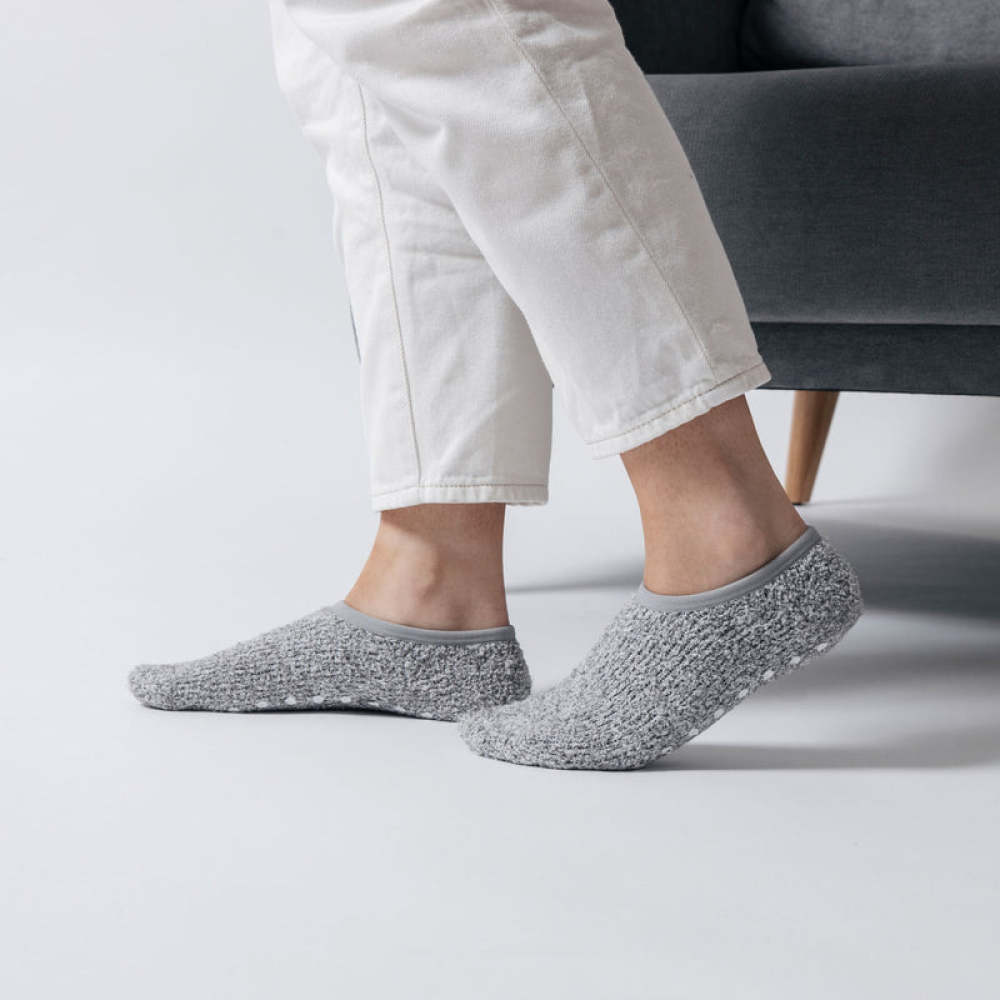 Fluffy Füßlinge für Herren & Damen Schwarz