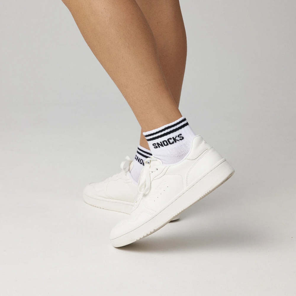 Retro Sneaker Socken aus Bio-Baumwolle Schwarz-Weiß (Streifen)